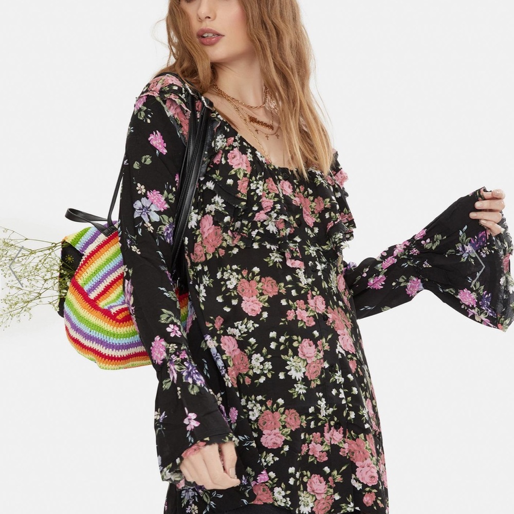 FREE PEOPLE LORETTA LONG SLEEVE POETS TOP MEDIUM LARGE - Picture 2 of 10